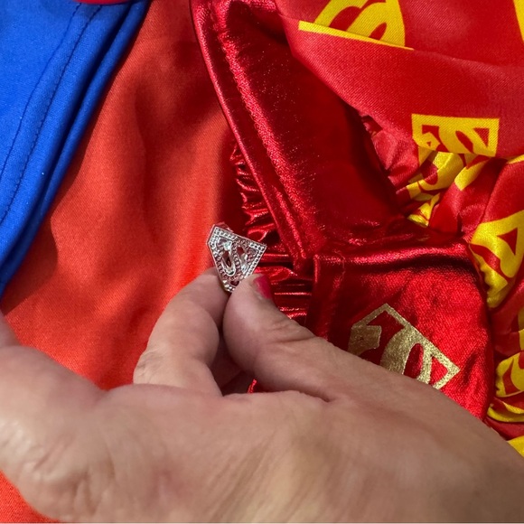 Supergirl Costume Set for Girls (Includes Cape, Skirt, Ring, and Bracelets) NWOT - Picture 3 of 6